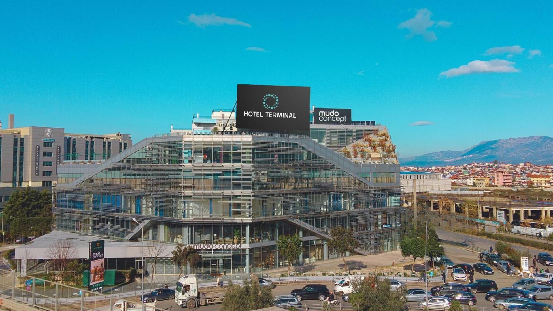 Hotel Terminal Tirana Bregu i Lumit Εξωτερικό φωτογραφία